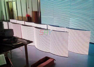 China A definição alta interna personalizada curvada conduziu o quadro de avisos 1R1G1B P6 do monitor fornecedor