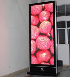 quadros de avisos de propaganda RGB do diodo emissor de luz de 3mm 3 em 1 tela da propaganda do diodo emissor de luz para Media Player fornecedor
