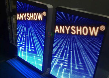 propaganda de cartaz fixa interna portátil popular da tela de exposição do diodo emissor de luz de 3mm, forma de Iphone fornecedor