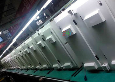 Energias solares abertas conduzidas criativas conduzidas anúncio publicitário do sinal da exposição de Pólo da lâmpada de rua da borda da estrada de P5 P6 P8 fornecedor